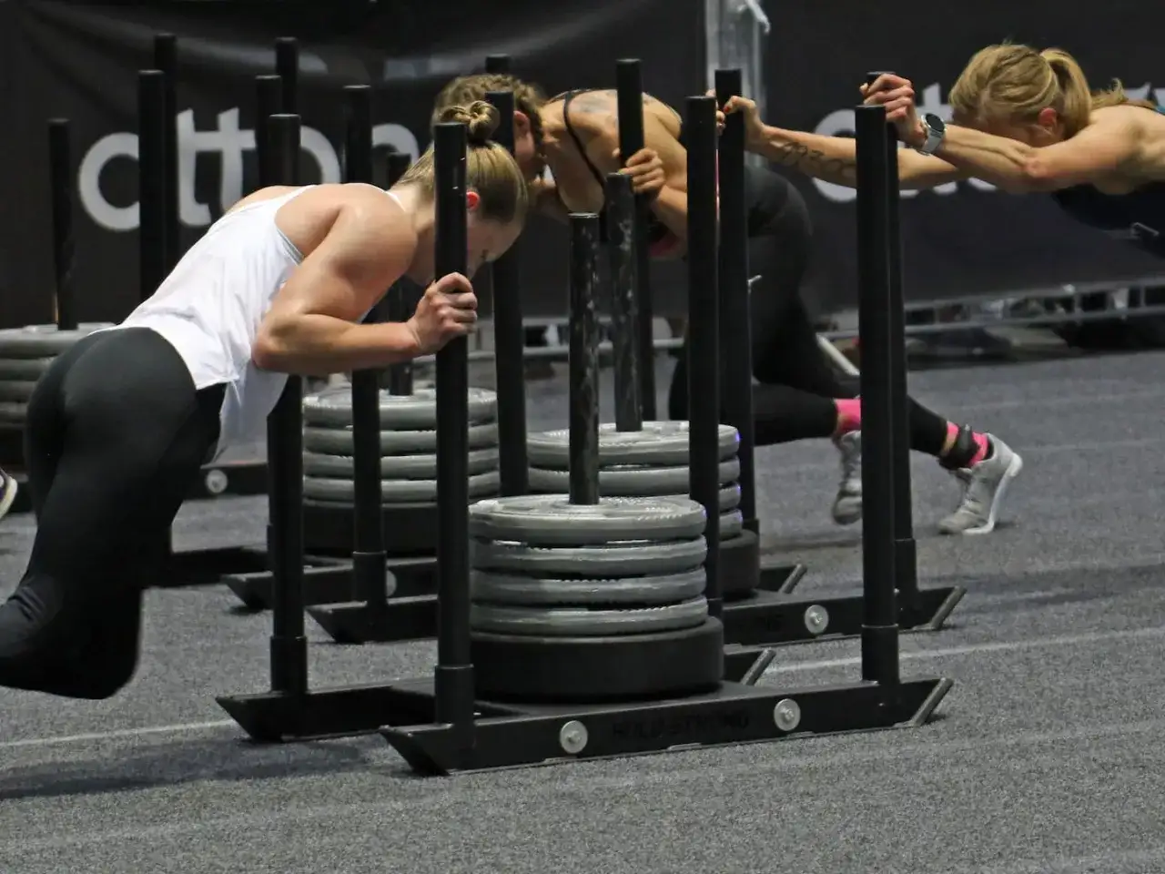 Hyrox-Training richtig planen - Kraft, Lauf und Stationen
